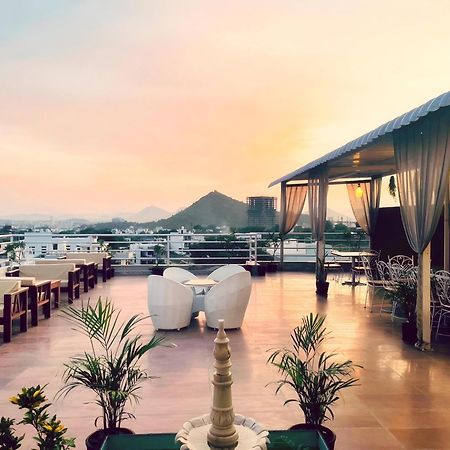 Hotel THE CELEBRATION BY AMOD Udaipur Exterior foto