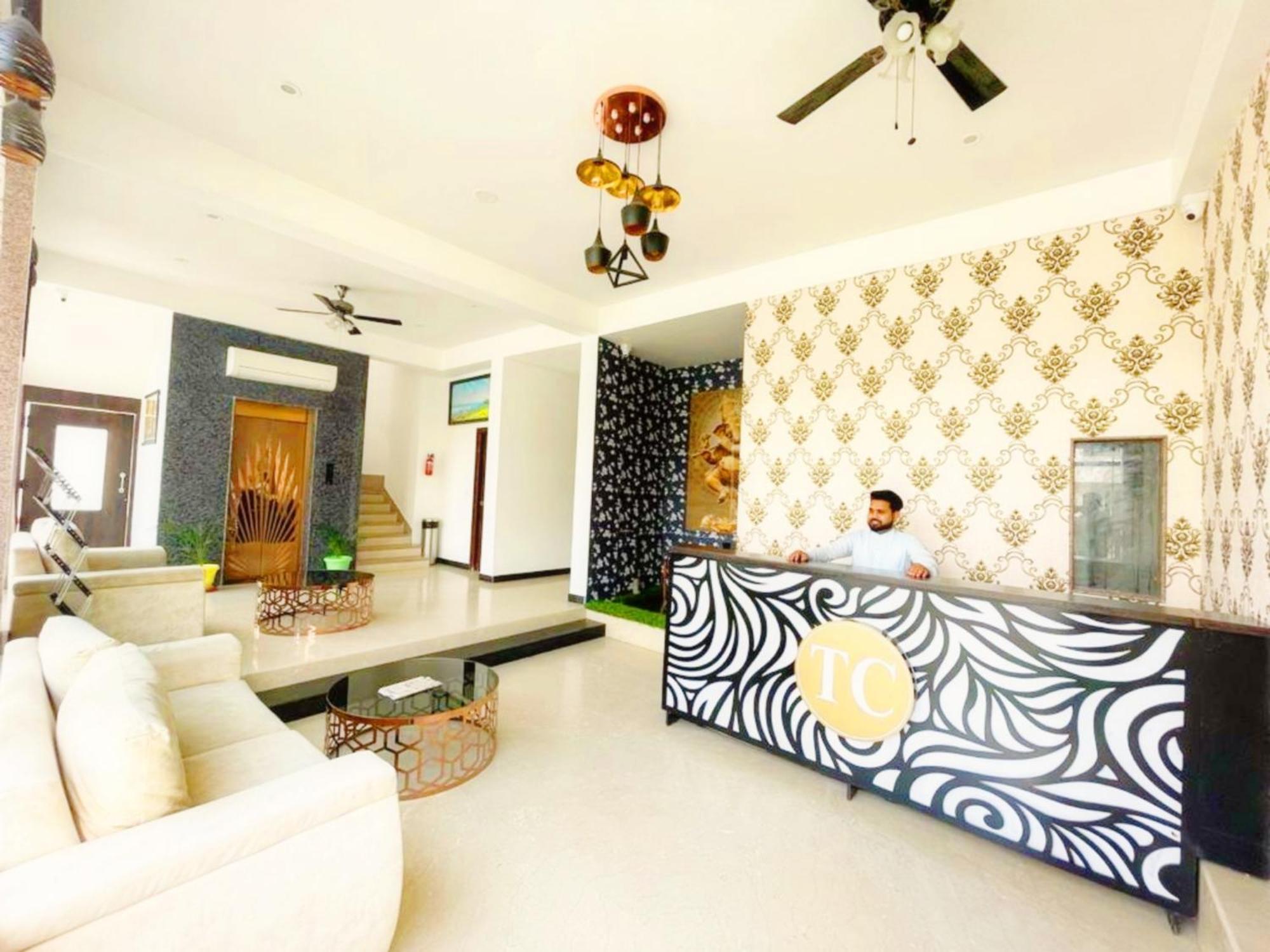 Hotel THE CELEBRATION BY AMOD Udaipur Exterior foto
